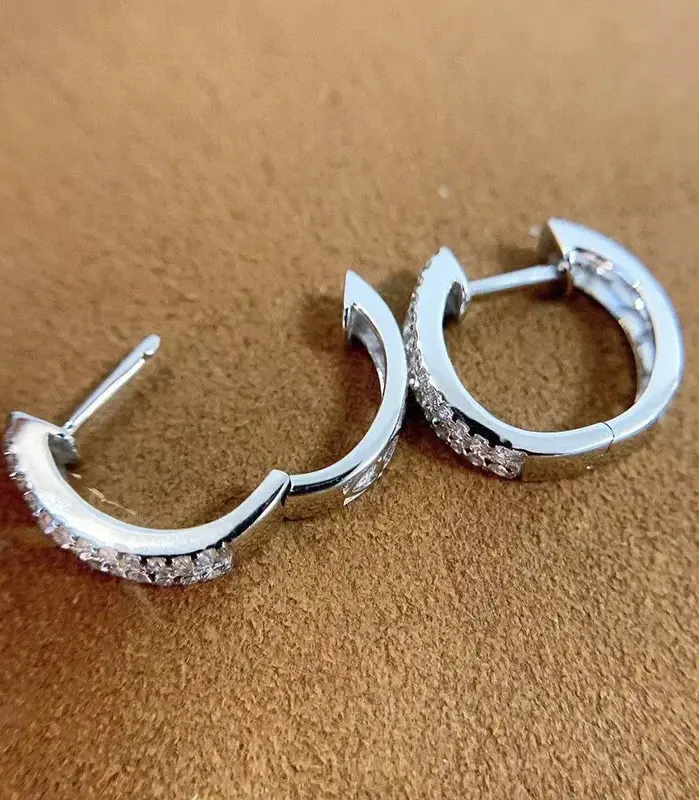 pendientes de aro para mujer con incrustaciones de circonita cúbica deslumbrante, diseño de círculo Simple, accesorios diarios para fiesta, joyería versátil de moda 2