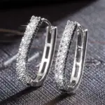 Huitan-pendientes de aro de circonia cúbica pavimentados de lujo para mujer, aretes simples y elegantes para mujer, joyería de moda para uso diario para fiesta de boda 2