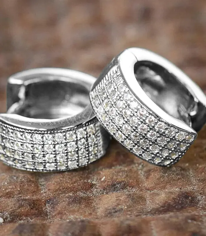 pendientes de aro redondos pequeños para hombre y mujer, Circonia blanca brillante, aretes simples y elegantes para uso diario, joyería de moda Unisex 1