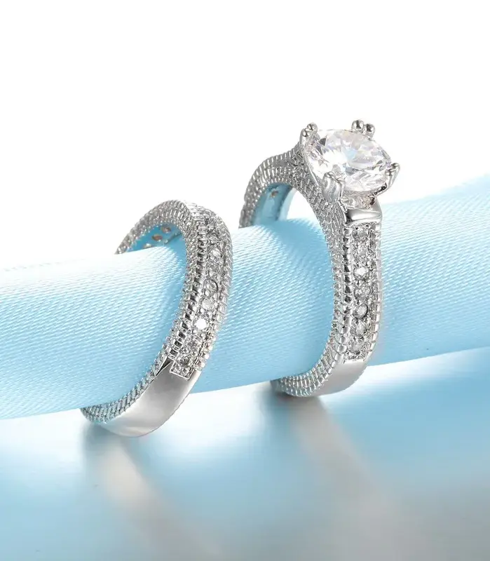 Conjunto de anillos de compromiso de boda elegantes, accesorio de aniversario de Color Plata de Ley 925 con piedra de circón Cubiz totalmente brillante 2