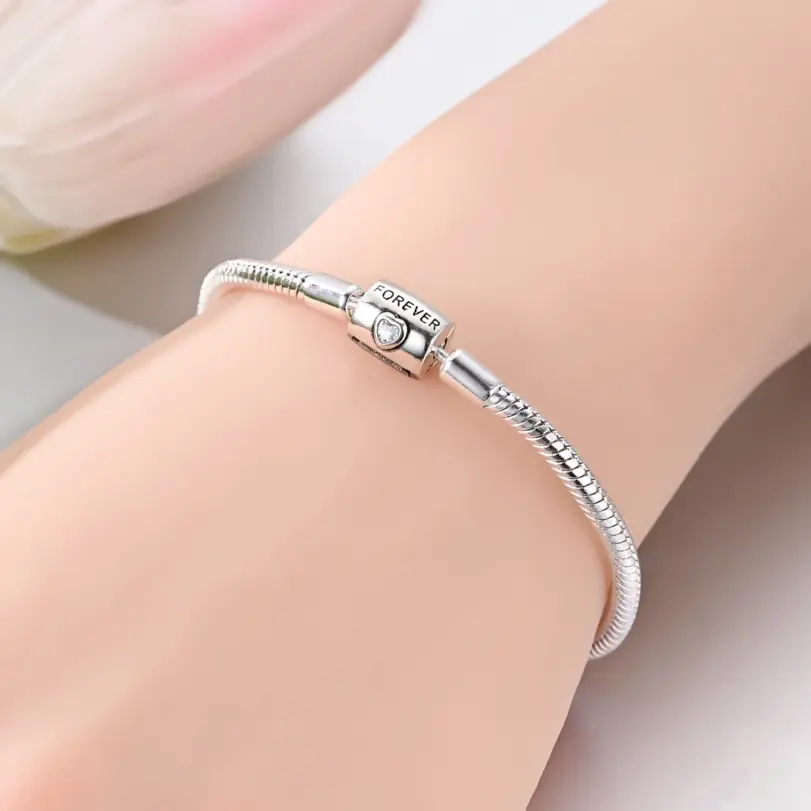 Pulseras de Plata de Ley 925 Originales con Dijes, Pulsera de Cadena de Serpiente con Cuentas de Corazón, Compatible con Dijes y Cuentas DIY para Mujer, Joyería Fina 5