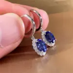 Huitan-pendientes colgantes con incrustaciones de circonia cúbica azul/roja para mujer, accesorios elegantes para fiesta de boda, joyería elegante para uso diario 5