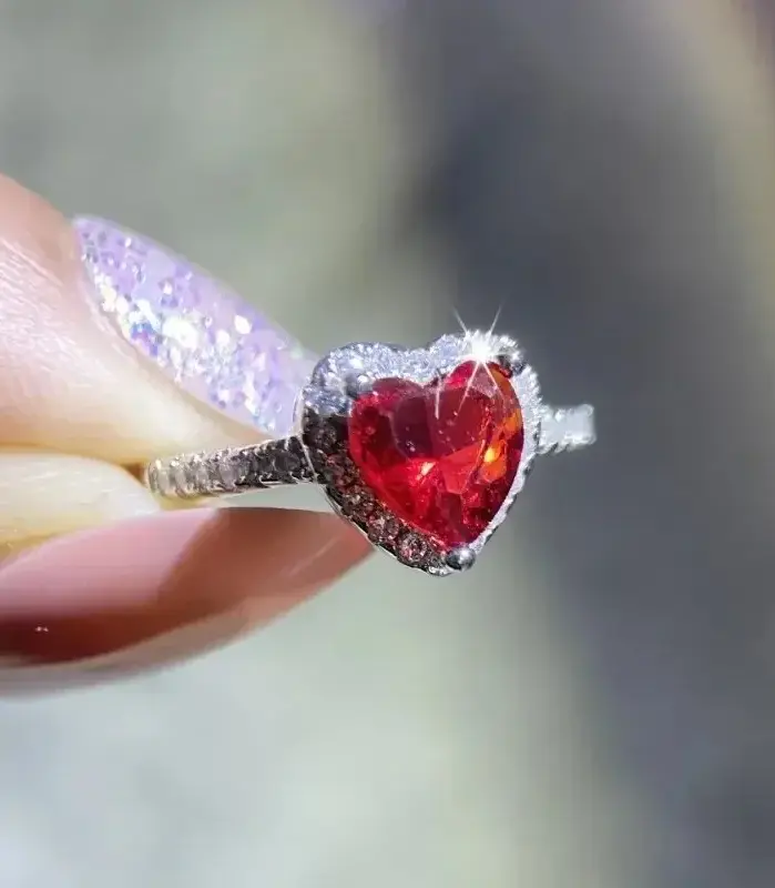 Anillos de compromiso clásicos de corazón de Color plateado para mujer, incrustaciones de piedra CZ blanca y roja, joyería de moda, regalo de fiesta de boda 2