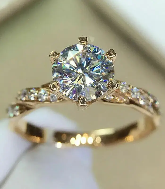 Huitan-anillos clásicos de circonia cúbica de 6 garras para mujer, bandas de compromiso de boda de Color dorado de lujo, joyería para mujer de eternidad, venta al por mayor 1