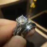 Conjunto de anillos de boda para novia, corte princesa de lujo, circonita cúbica, accesorios elegantes, joyería brillante para boda y hombre 5