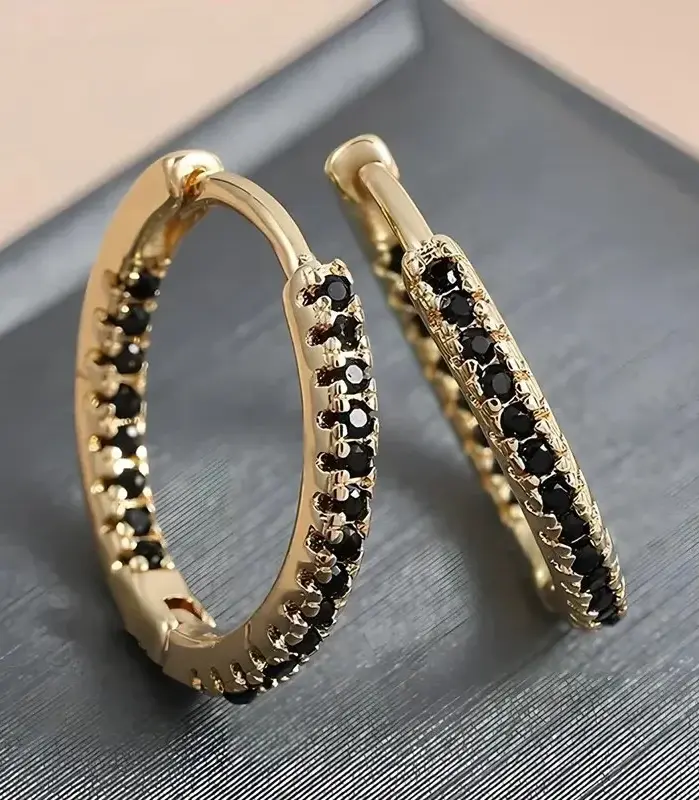 Pendientes dorados de moda para mujer con estilos de circonita de colores aleatorios, serie Ins de moda de lujo de alta gama. 2