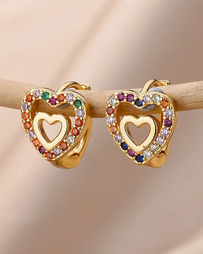 Pendientes de corazón de circón hueco para mujer, pendiente de corazón de Color dorado de acero inoxidable, joyería de pareja de boda de lujo, regalo, envío gratis 2