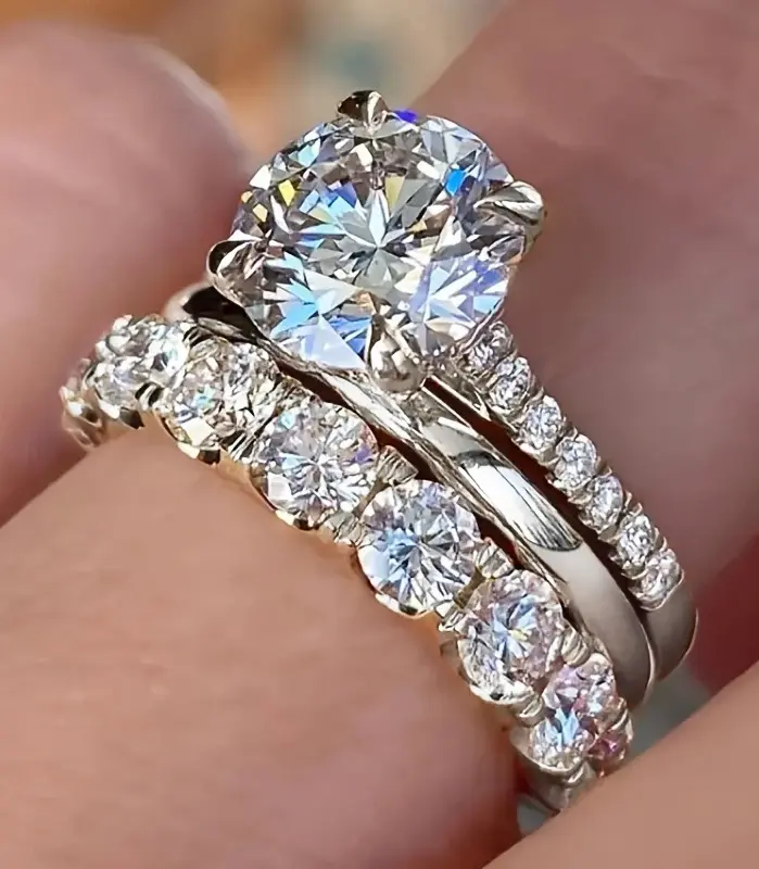Huitan-Juego de 3 uds de anillos para mujer, joyería de dedo de circonia redonda brillante de lujo, accesorios de Color dorado a la moda para boda 2