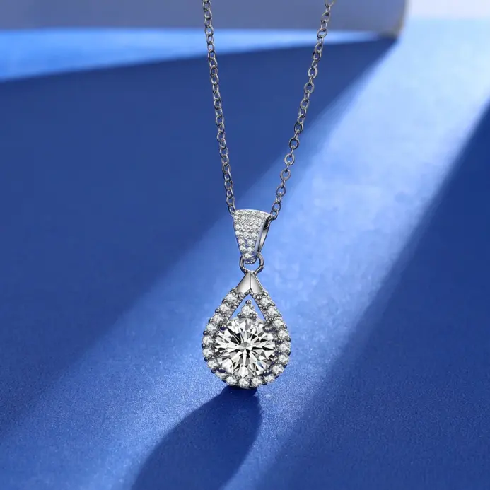 Nuevo collar de plata de ley 925, colgante exquisito de moissanita de 3 quilates para mujer, joyería de boda Noble a la moda, regalos de fiesta 2