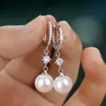 Huitan-pendientes colgantes de perlas de imitación para mujer, Color plateado, accesorios de boda simples y clásicos, joyería al por mayor 2