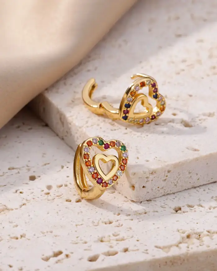 Pendientes de circón de colores en forma de corazón para mujer, aretes de aro de acero inoxidable de lujo, joyería estética romántica de tendencia 2023 2