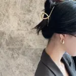 Pendientes de aro de Metal liso de aleación de cobre clásico para mujer, joyería coreana de moda, pendientes de uso diario para niña con temperamento, novedad de 2024 3