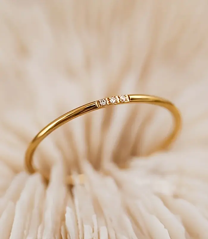 Anillo apilable de circonita pequeña pavimentada chapada en acero inoxidable, joyería fina de Color dorado 1
