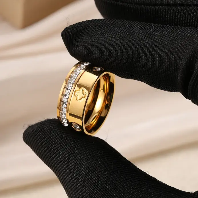 Anillo clásico redondo de acero inoxidable con circonita para mujer, sortija de compromiso de Color dorado plateado a la moda, regalo de joyería 1