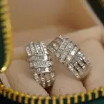 pendientes de aro con diseño moderno para mujer, aretes femeninos llamativos de circonia cúbica de lujo, joyería para fiesta y boda 1