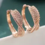 Pendientes de aro chapados en oro con circonita sintética con incrustaciones brillantes de lujo para mujer, accesorios de joyería de boda diarios exquisitos a la moda 3