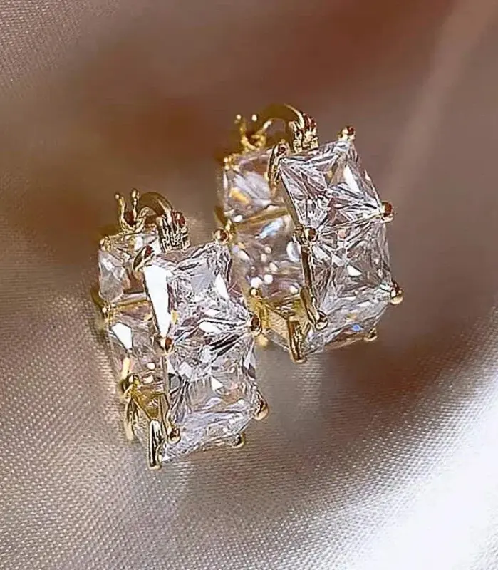 Pendientes de aro Princess cuadrados blancos/negros CZ para mujer, accesorios de lujo, temperamento para fiesta de boda, joyería elegante para mujer 2