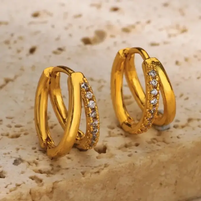 Pendientes circulares de acero inoxidable para mujer, aretes de circonita estética de Color dorado, accesorios de joyería de moda para boda y Navidad, regalo 2