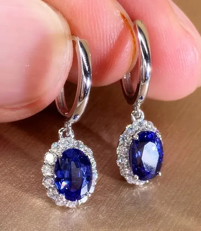 Huitan-pendientes colgantes con incrustaciones de circonia cúbica azul/roja para mujer, accesorios elegantes para fiesta de boda, joyería elegante para uso diario 2