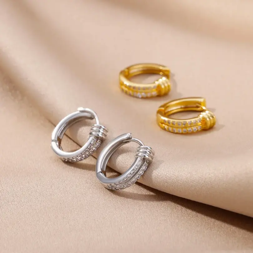 Pendientes de Aro con Circonita Cúbica para Mujer, Color Dorado de Lujo, Acero Inoxidable, Tendencia 2026, Joyería Estética para Oreja, Aretes 3