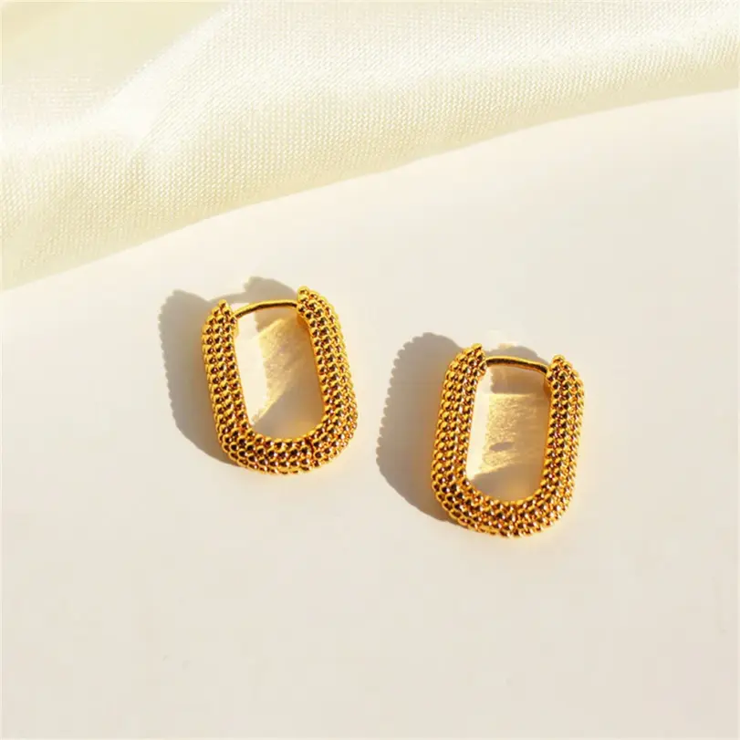 Pendientes simples de aleación cuadrados franceses, pendientes de gota con forma geométrica de Color dorado para mujer, regalo de joyas de fiesta a la moda 2