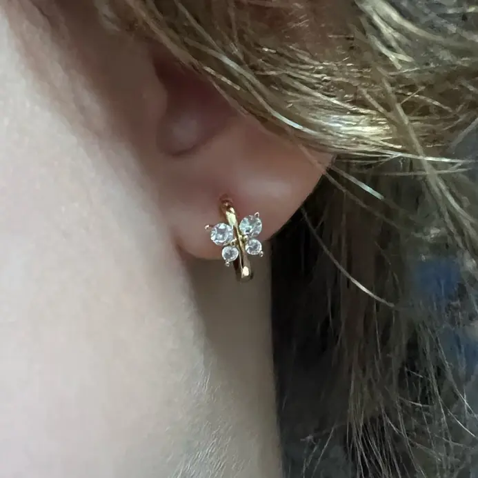 Pendientes de acero inoxidable para mujer, aretes de aro de mariposa de Color dorado a la moda, joyería de lujo para niñas 2026 2
