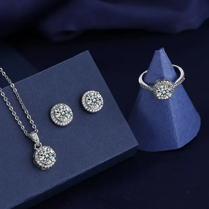 Conjunto de joyas de diamantes de laboratorio solitario para mujer, anillos de boda de fiesta de Plata de Ley 925, pendientes, collar, joyería de moissanita nupcial 2