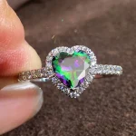 Huitan-anillos estéticos brillantes con diseño de corazón para mujer, accesorios para dedo de circonia cúbica brillante, joyería de compromiso exquisita 8
