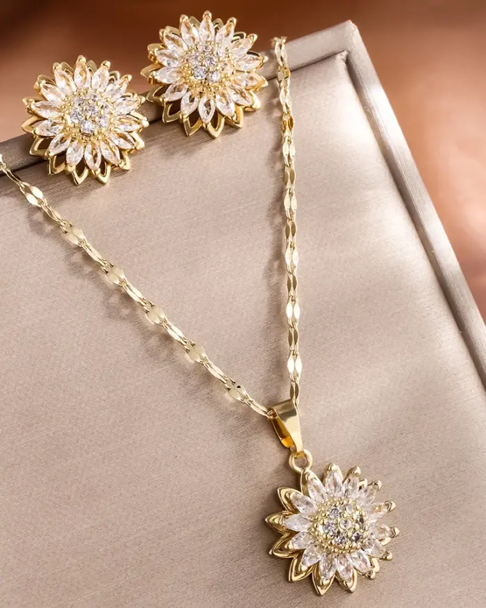 Collares de circonita de acero inoxidable con girasol giratorio para mujer, collar de cristal de Metal, regalos de fiesta de cumpleaños, joyería de moda 2