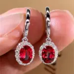Huitan-pendientes colgantes con incrustaciones de circonia cúbica azul/roja para mujer, accesorios elegantes para fiesta de boda, joyería elegante para uso diario 4