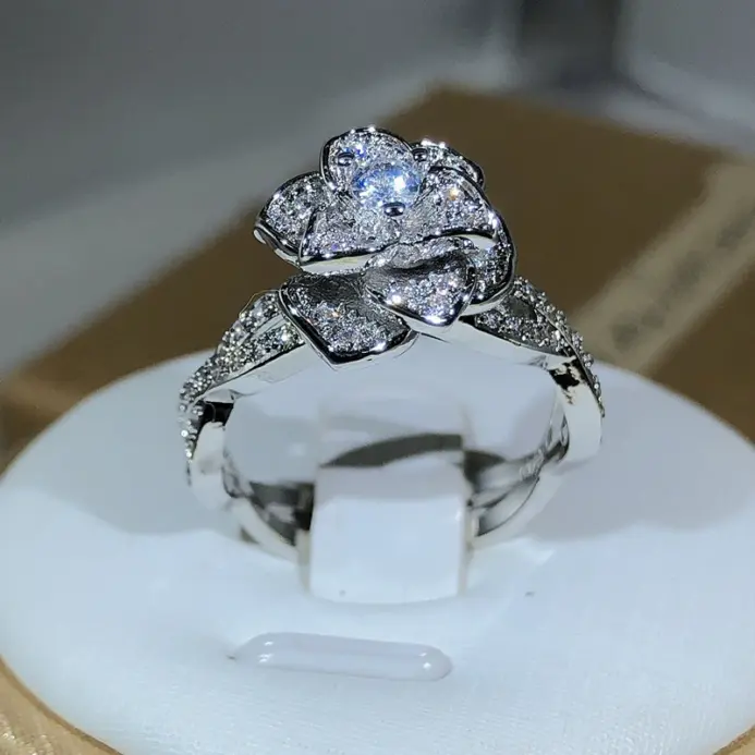 Anillo de Plata de Ley 925 entrelazado, Rosa tridimensional, circonita blanca, Diamante completo, temperamento de mujer, joyería elegante 2
