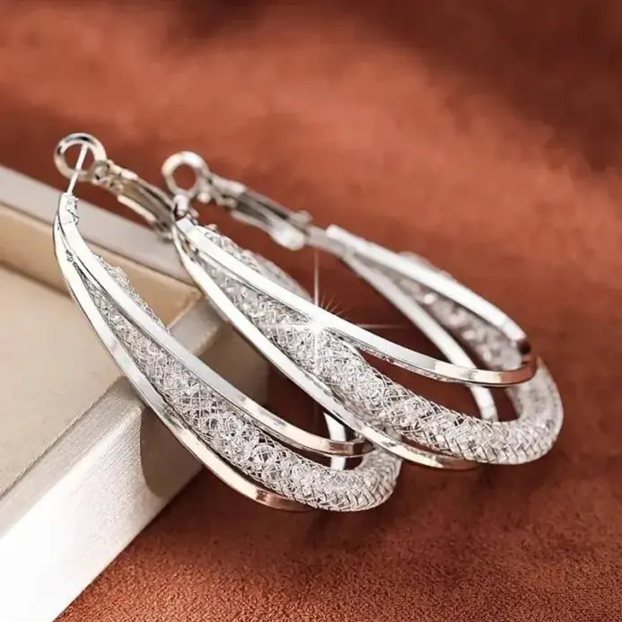 Pendientes de aro de piedra de cristal de Color dorado, forma de Metal retorcido, chapado en plata, nuevos pendientes de moda para mujer, joyería de fiesta, regalo de cumpleaños 2