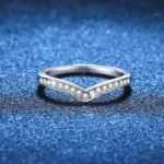 Anillos de boda de moissanita de 5 piedras, banda de media eternidad de corte brillante redondo, anillo de boda de diamante de laboratorio de plata 925 de 3mm para mujeres y hombres 50 Anillos de boda de moissanita de 5 piedras, banda de media eternidad de corte brillante redondo, anillo de boda de diamante de laboratorio de plata 925 de 3mm para mujeres y hombres 50