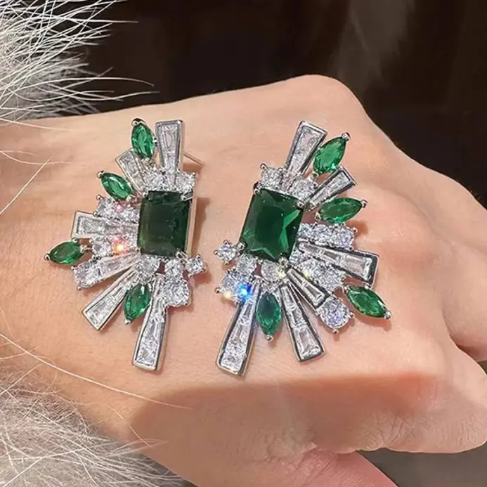 pendientes geométricos de lujo para mujer, con incrustaciones de circonia cúbica verde/blanca, accesorios de boda para fiesta, joyería elegante, regalo 1