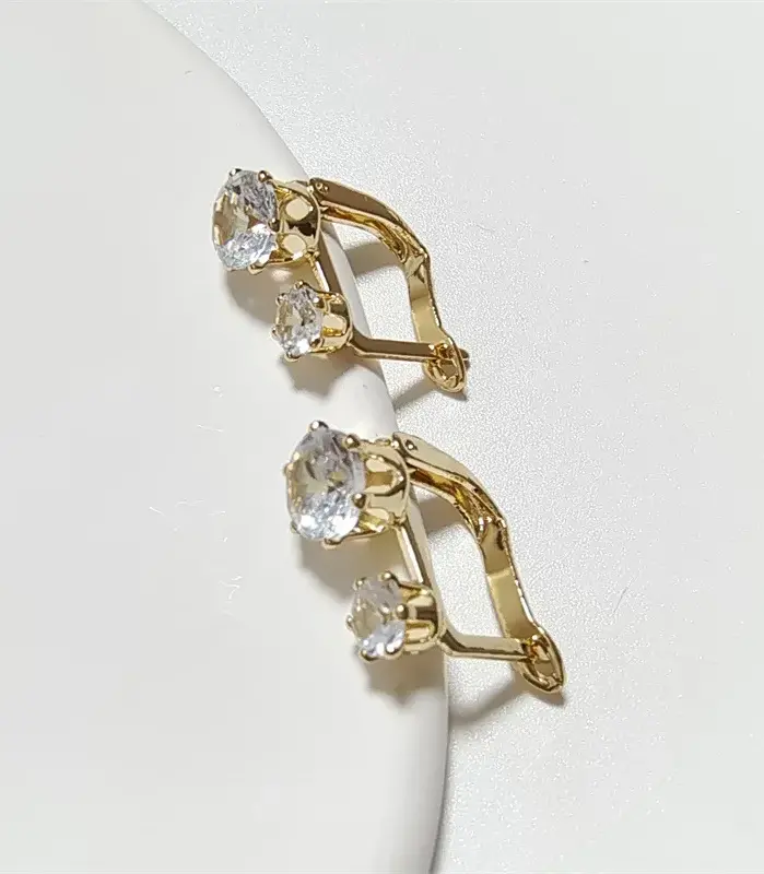 Pendientes únicos de cristal blanco, pendientes de aro colgantes de Color dorado, regalo de aniversario, joyería para fiesta y boda, accesorios para mujer 2