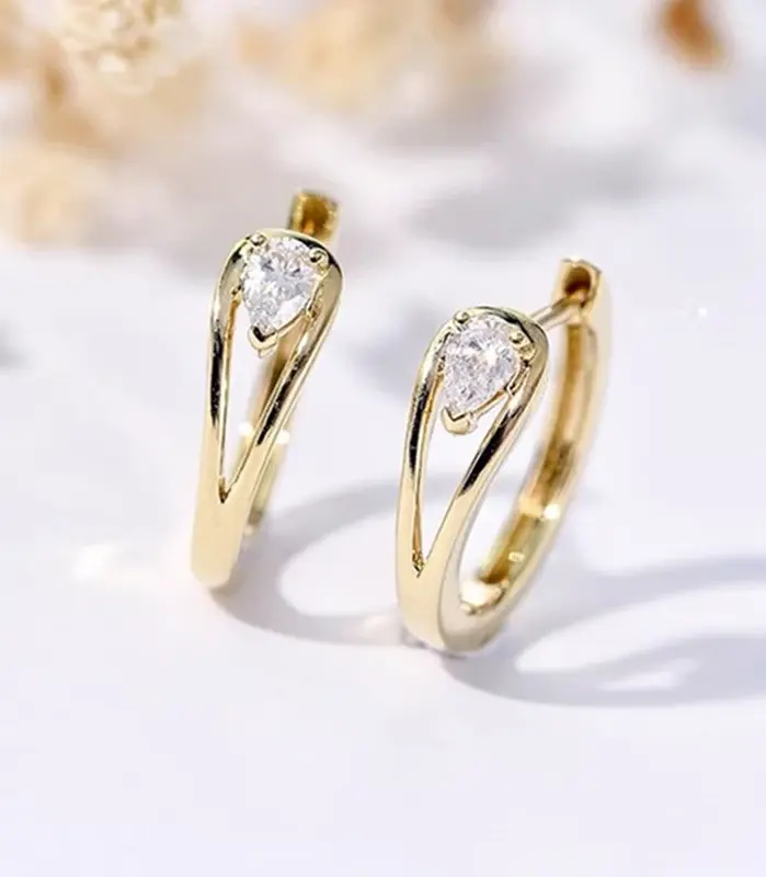 Pendientes de aro llamativos para mujer con forma de gota de agua, Zirconia cúbica, Color dorado, pendientes femeninos versátiles a la moda, joyería de boda 1