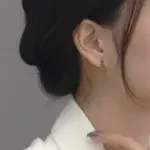 Pendientes de plata de ley 925 con aguja de circonita negra, pendientes de plata y oro para mujer, pendiente de aro con colgante geométrico a la moda, joyería de lujo 2