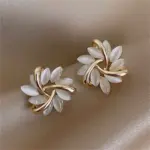Exquisitos pendientes de ópalo con forma de flor para mujer, aretes coreanos de cristal brillante con perlas de imitación y hojas florales, joyería para fiesta y boda 1