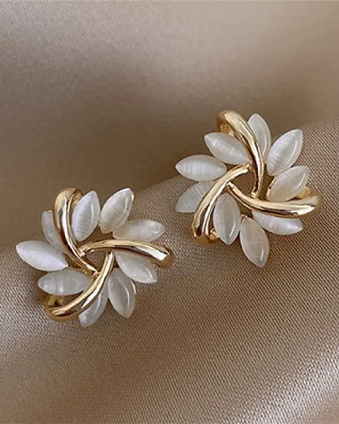Exquisitos pendientes de ópalo con forma de flor para mujer, aretes coreanos de cristal brillante con perlas de imitación y hojas florales, joyería para fiesta y boda 1