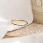 Anillo apilable de circonita pequeña pavimentada chapada en acero inoxidable, joyería fina de Color dorado 9