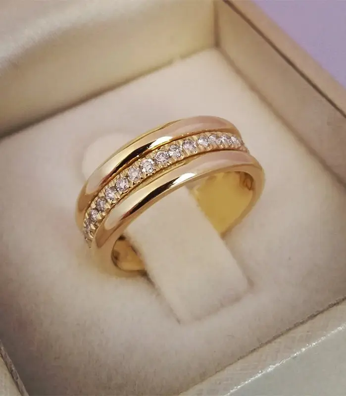 Huitan 2020 nuevo anillo de boda de moda para mujer Micro pavimentado Cubiz Zircon anillos de dedo accesorios de joyería de compromiso femenino 1