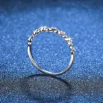 Anillos de boda de moissanita de 5 piedras, banda de media eternidad de corte brillante redondo, anillo de boda de diamante de laboratorio de plata 925 de 3mm para mujeres y hombres 30 Anillos de boda de moissanita de 5 piedras, banda de media eternidad de corte brillante redondo, anillo de boda de diamante de laboratorio de plata 925 de 3mm para mujeres y hombres 30