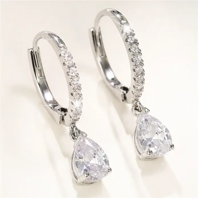 pendientes colgantes de circonia cúbica para mujer, aretes clásicos simples cuadrados/corazón/pera, estilo atemporal, joyería de eternidad de tendencia de boda 1