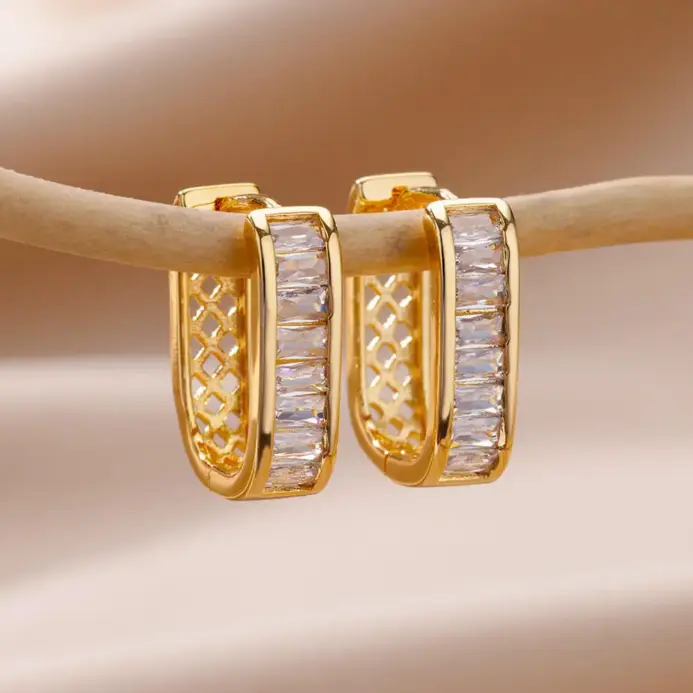 Pendientes de aro cuadrados con circonita brillante para mujer, aretes de acero inoxidable de Color dorado, joyería de Navidad de lujo, aretes de boda 2