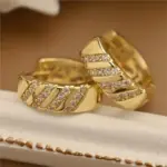 Pendientes de aro de circón chapados en oro de 18 quilates para mujer, Huggies gruesos geométricos antialérgicos, regalos de joyería para fiesta al por mayor 3