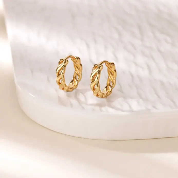 Pendientes de aro con cadena hueca Vintage para mujer, aretes de acero inoxidable de Color dorado, joyería de boda de tendencia 2025 2