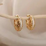 Pendientes de aro de flor hueca de circón para mujer y niña, tejido de acero inoxidable, exquisito pendiente redondo, regalo de joyería de boda 4