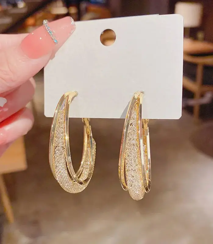 Pendientes Colgantes de Malla Ovalada IFYOUOO para Mujer con Circonita de Cristal - Diseño de Aro Abrazador Exagerado, Elegancia de Lujo y Minimalista 1