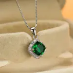 Huitan-collar con colgante de circonia cúbica con forma de cojín elegante, cadena de caja de Color plateado, accesorios exquisitos para mujer, joyería de moda 2