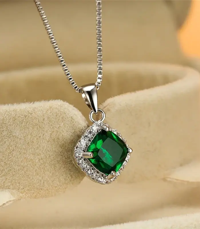 Huitan-collar con colgante de circonia cúbica con forma de cojín elegante, cadena de caja de Color plateado, accesorios exquisitos para mujer, joyería de moda 2